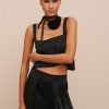 Abbigliamento Carla G | Top Cropped In Raso Con Scollo All'Americana Nero